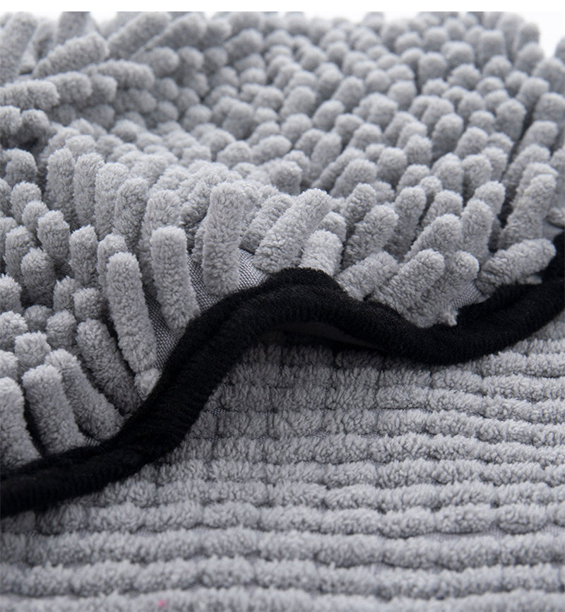 Super Absorbent Dog & Cat Bath Towel – Quick-Dry Microfiber Pet Bathrobe